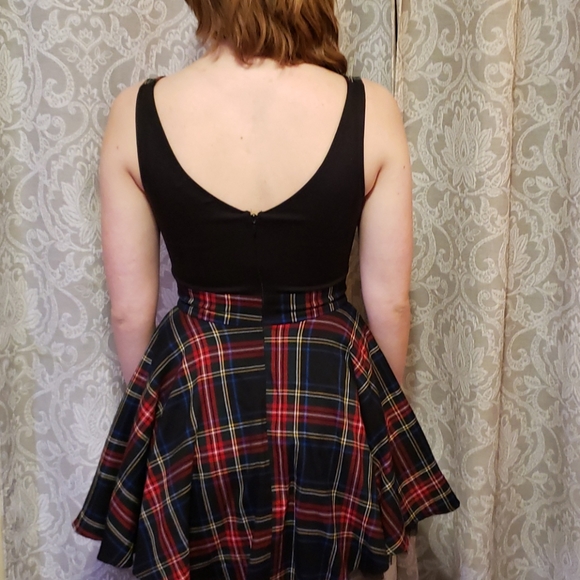 Plaid skater dress - Picture 3 of 5